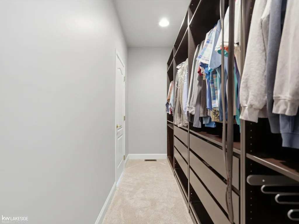 1622 Hunters Lake Drive Milford Village MI 48380