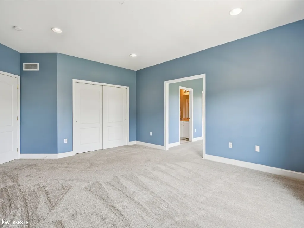 1622 Hunters Lake Drive Milford Village MI 48380