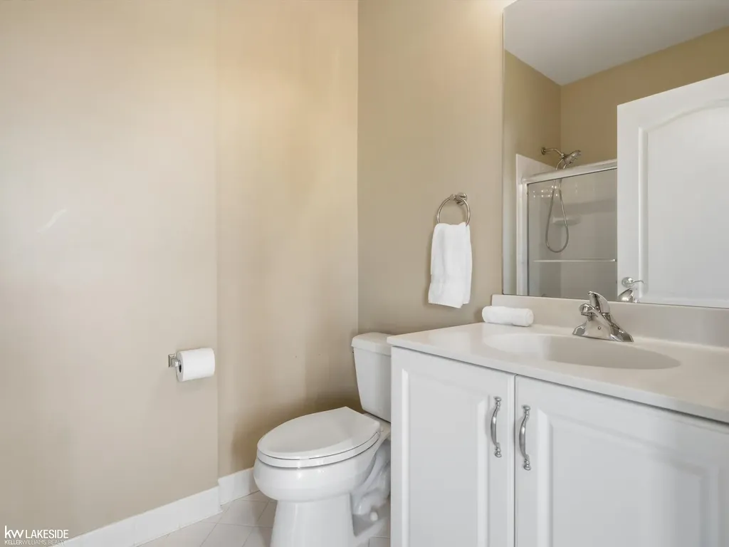 1622 Hunters Lake Drive Milford Village MI 48380