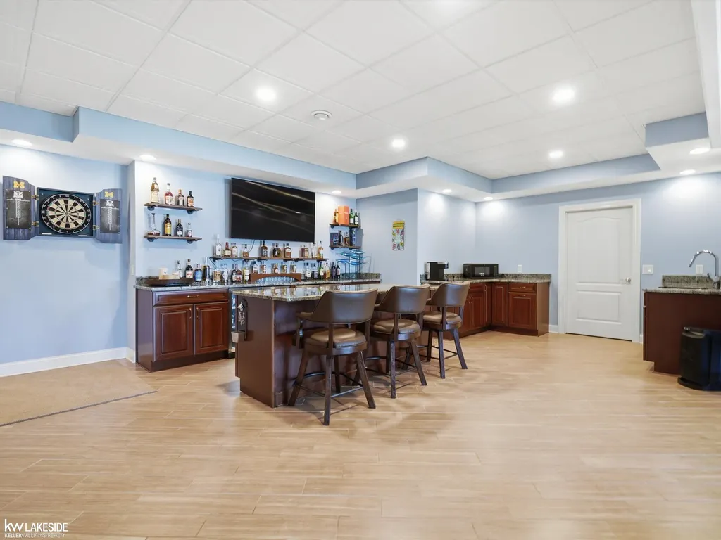 1622 Hunters Lake Drive Milford Village MI 48380