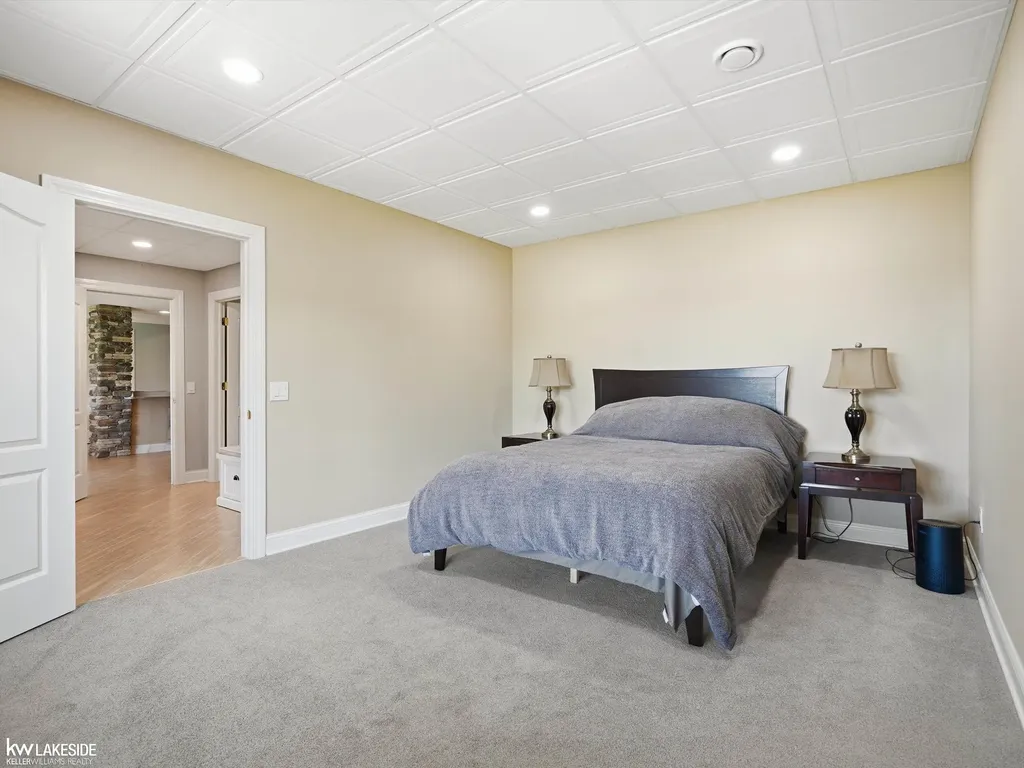 1622 Hunters Lake Drive Milford Village MI 48380