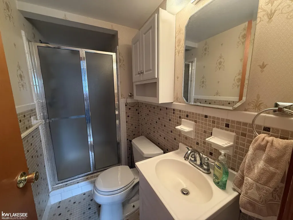 33439 Elgin Court Sterling Heights City MI 48310
