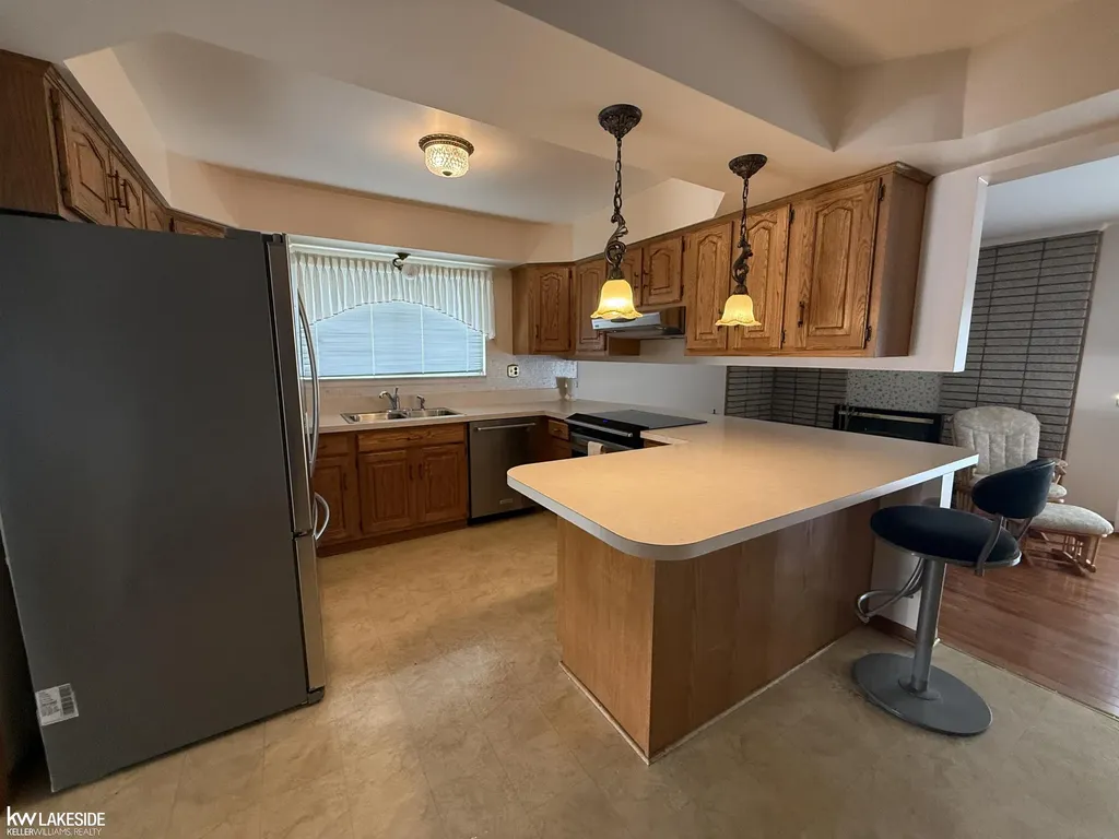 33439 Elgin Court Sterling Heights City MI 48310
