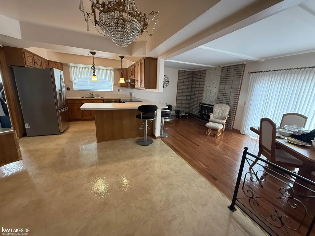 33439 Elgin Court Sterling Heights City MI 48310
