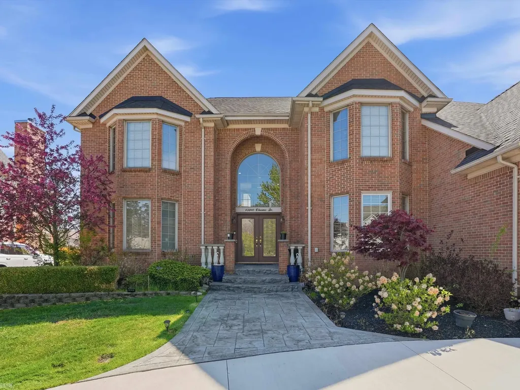 43340 Chester Drive Sterling Heights City MI 48314