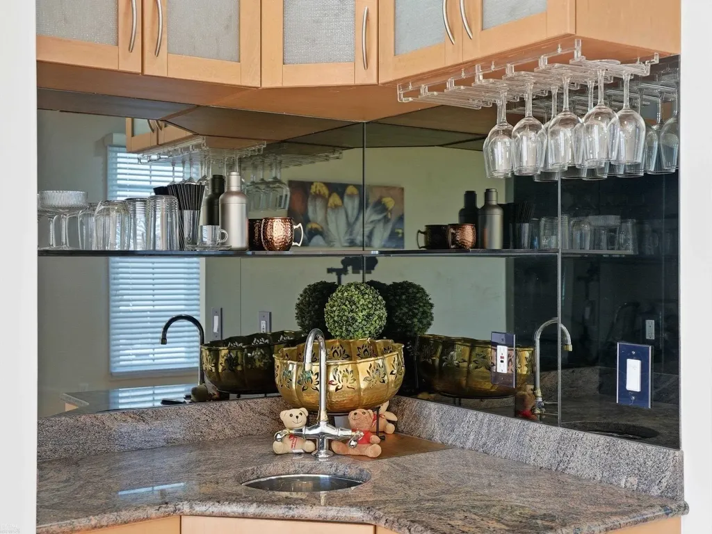 43340 Chester Drive Sterling Heights City MI 48314