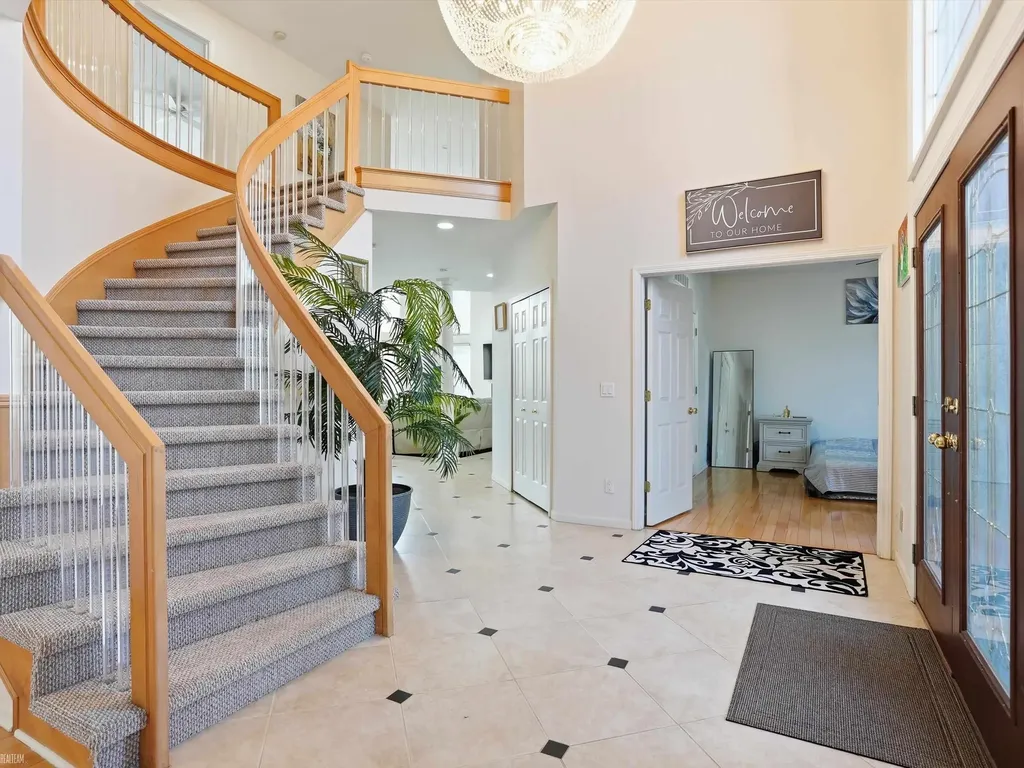 43340 Chester Drive Sterling Heights City MI 48314