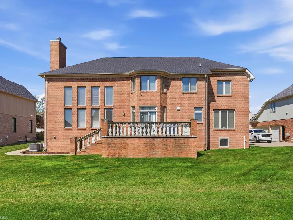 43340 Chester Drive Sterling Heights City MI 48314