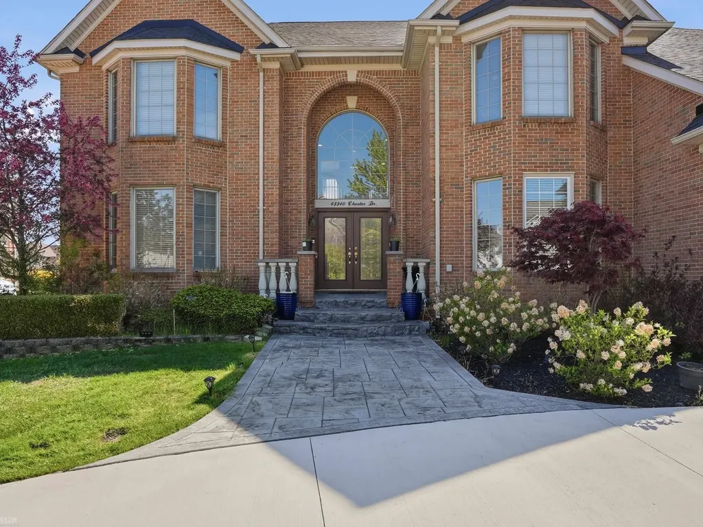43340 Chester Drive Sterling Heights City MI 48314