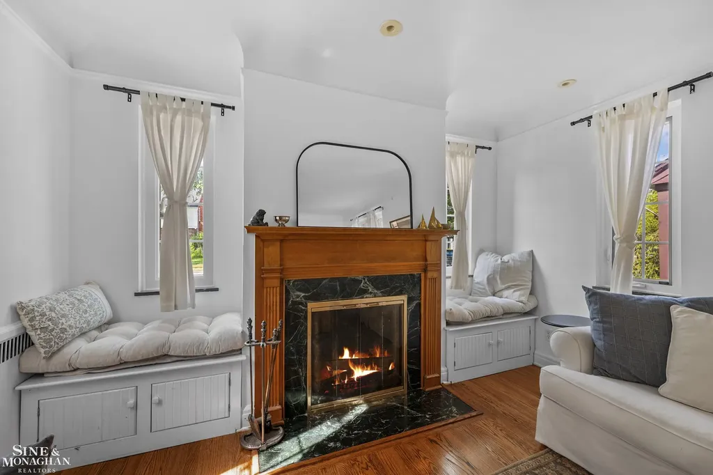 310 Moran Road Grosse Pointe Farms City MI 48236