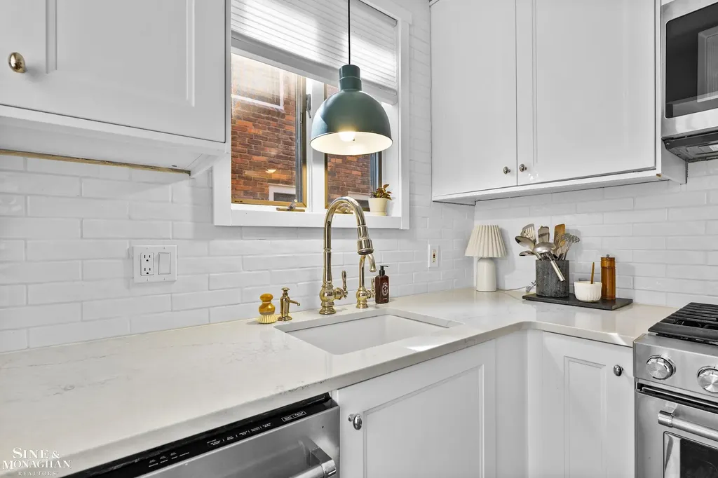 310 Moran Road Grosse Pointe Farms City MI 48236