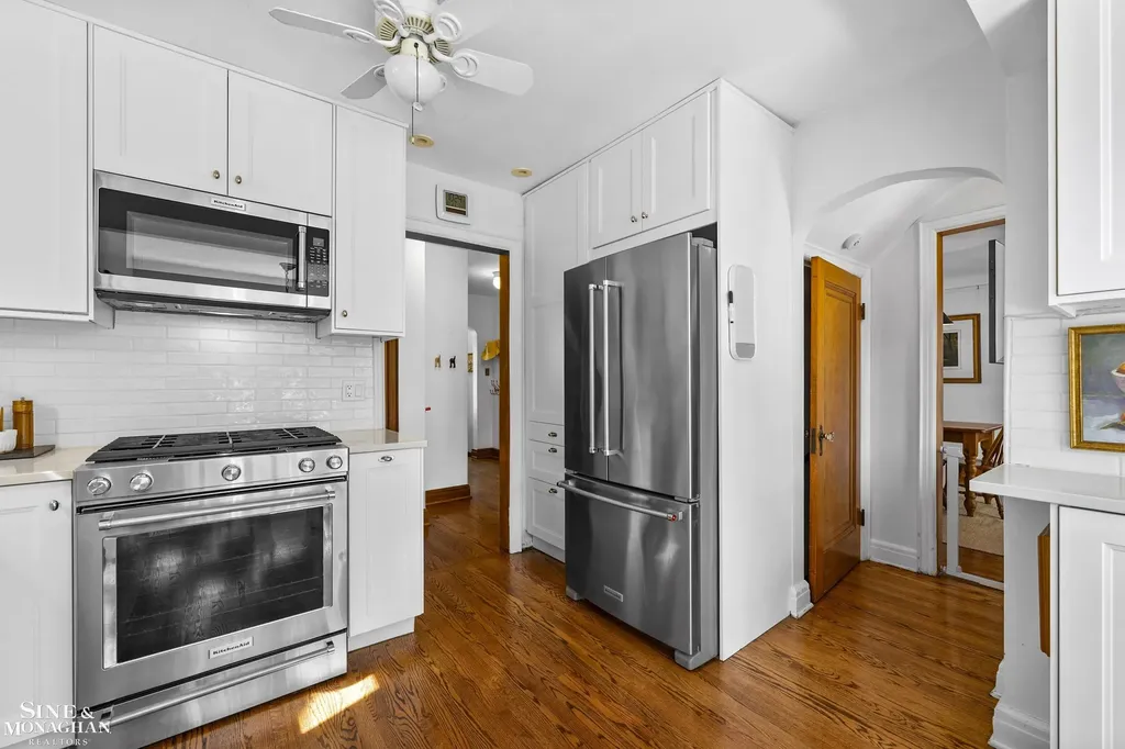 310 Moran Road Grosse Pointe Farms City MI 48236