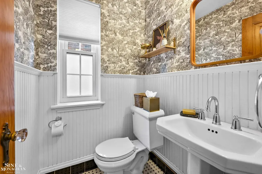 310 Moran Road Grosse Pointe Farms City MI 48236