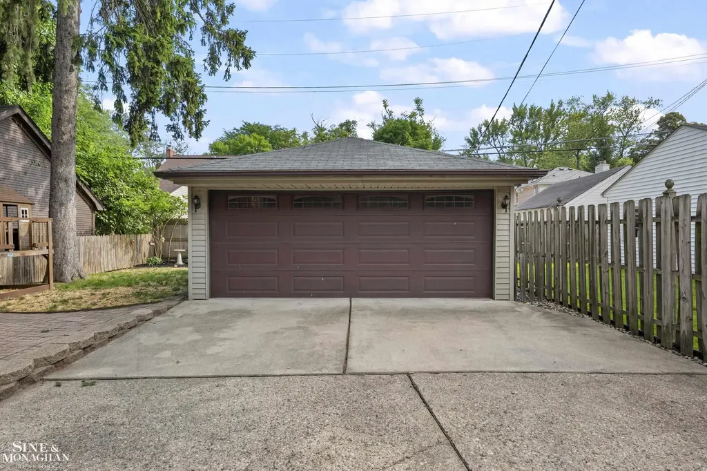 310 Moran Road Grosse Pointe Farms City MI 48236