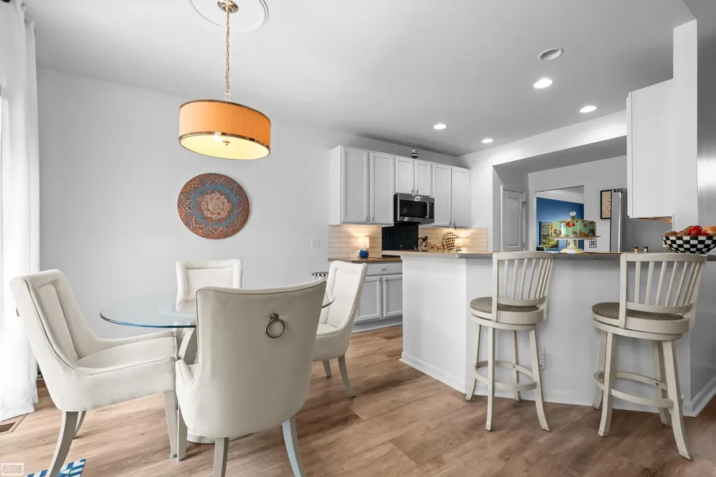 19056 Hazelton Drive Macomb Township MI 48042
