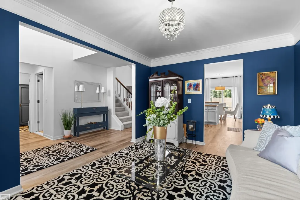 19056 Hazelton Drive Macomb Township MI 48042