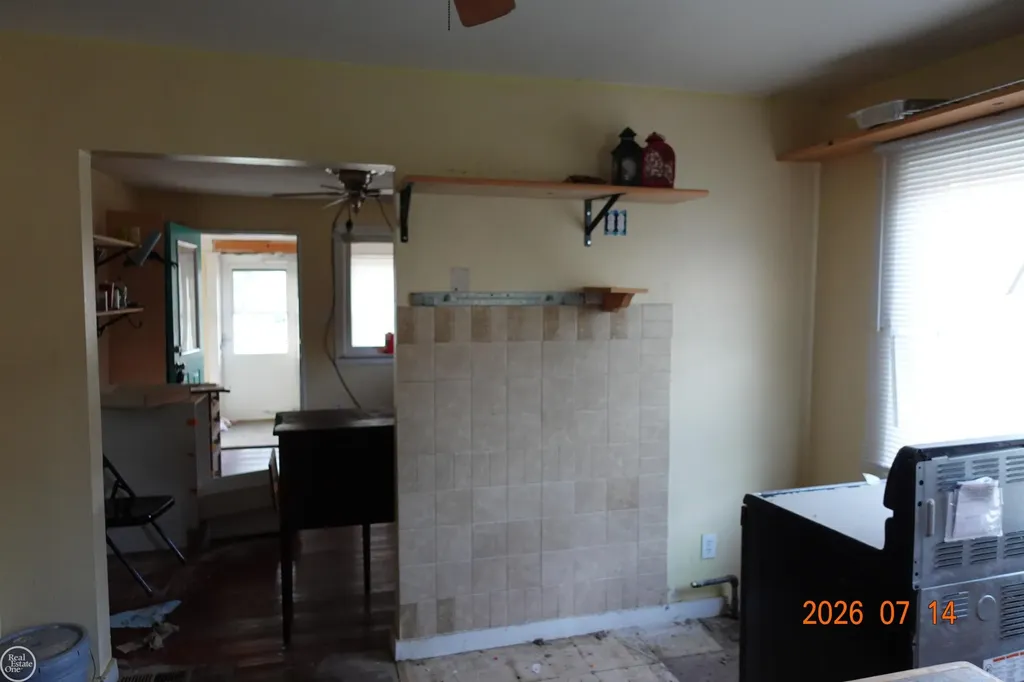 21804 Rosedale Street St. Clair Shores City MI 48080