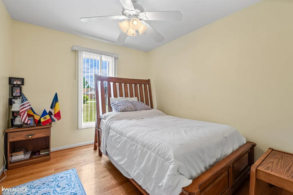 8703 Thornwood Court Sterling Heights City MI 48312