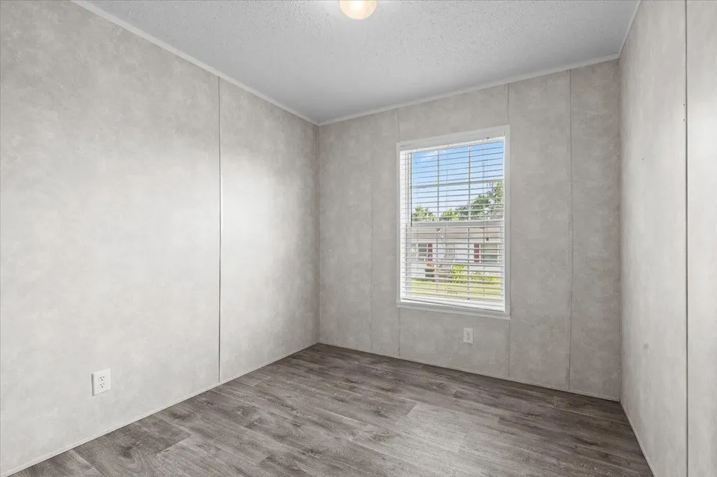 7118 W Mapleview Circle Brown City City MI 48416
