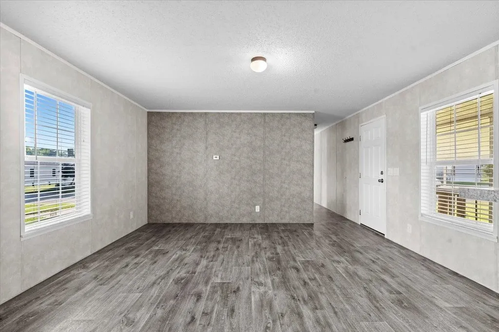 7118 W Mapleview Circle Brown City City MI 48416