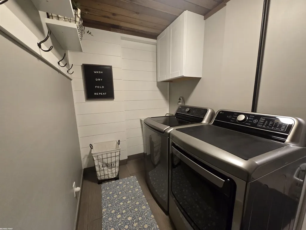 52498 Fayette Drive Shelby Charter Township MI 48316
