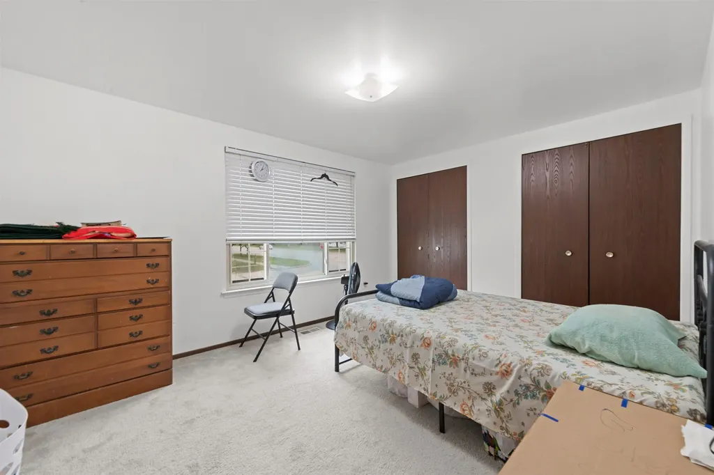 38982 Sutton Dr Drive Sterling Heights City MI 48310