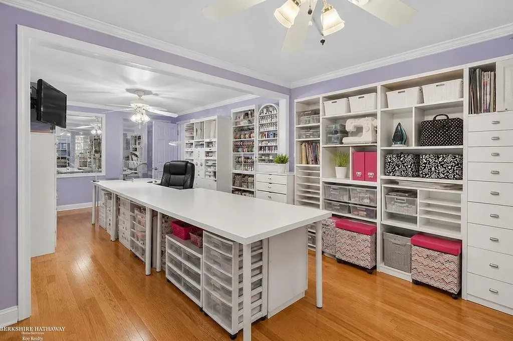 32725 Rugby Drive Warren City MI 48088