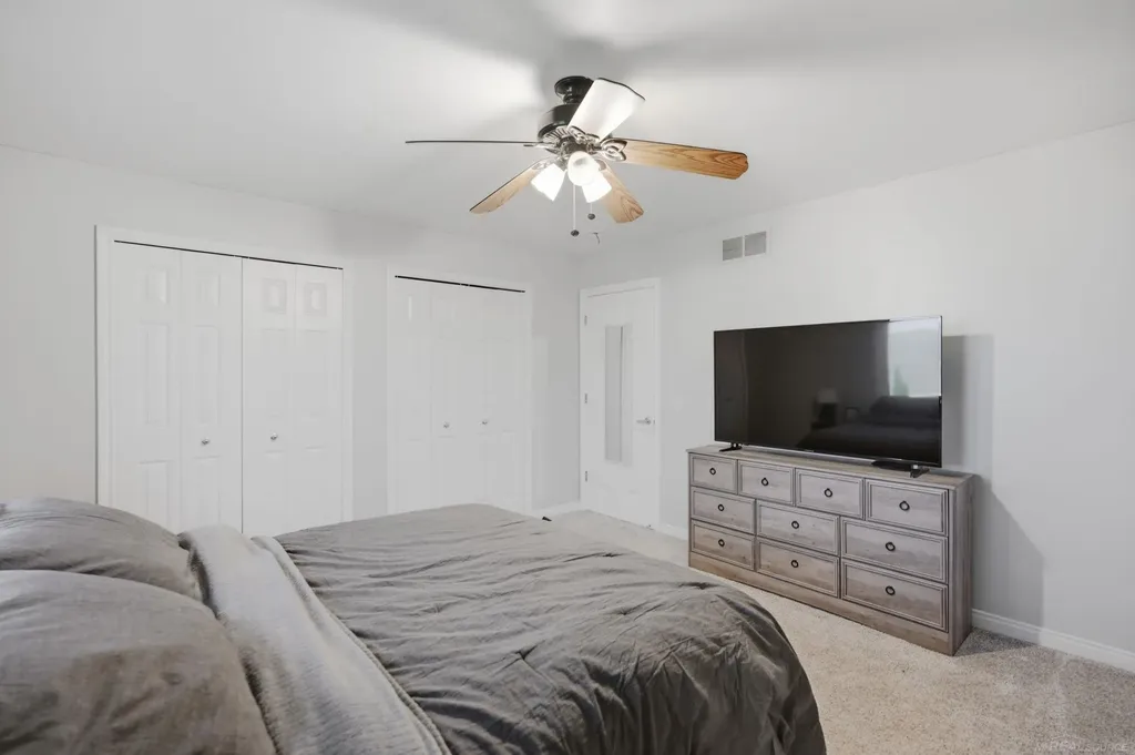 51880 Black Hills Lane Macomb Township MI 48042