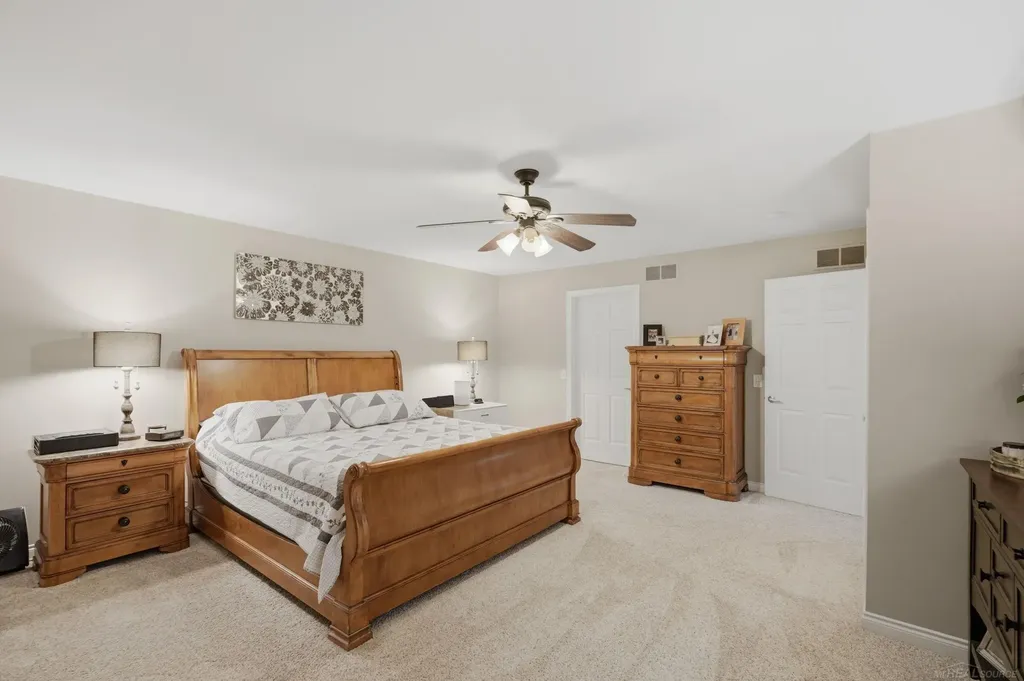 51880 Black Hills Lane Macomb Township MI 48042