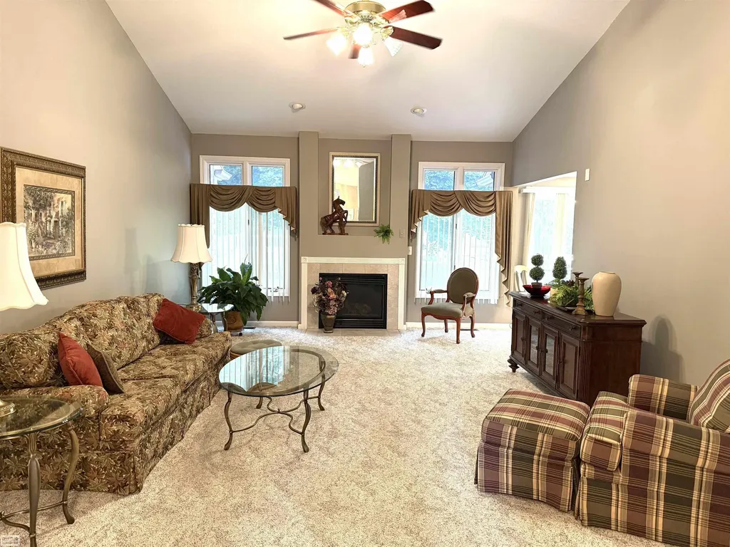 41097 Fox Run Lane Clinton Charter Township MI 48038