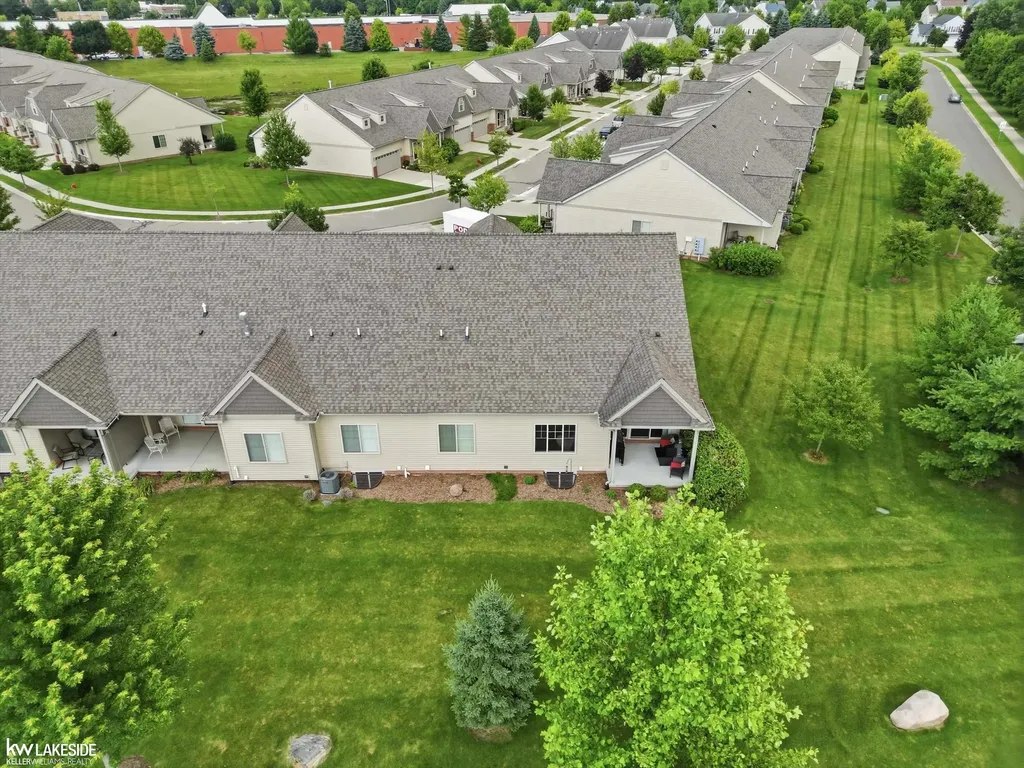 254 Victoria Drive Dexter City MI 48130