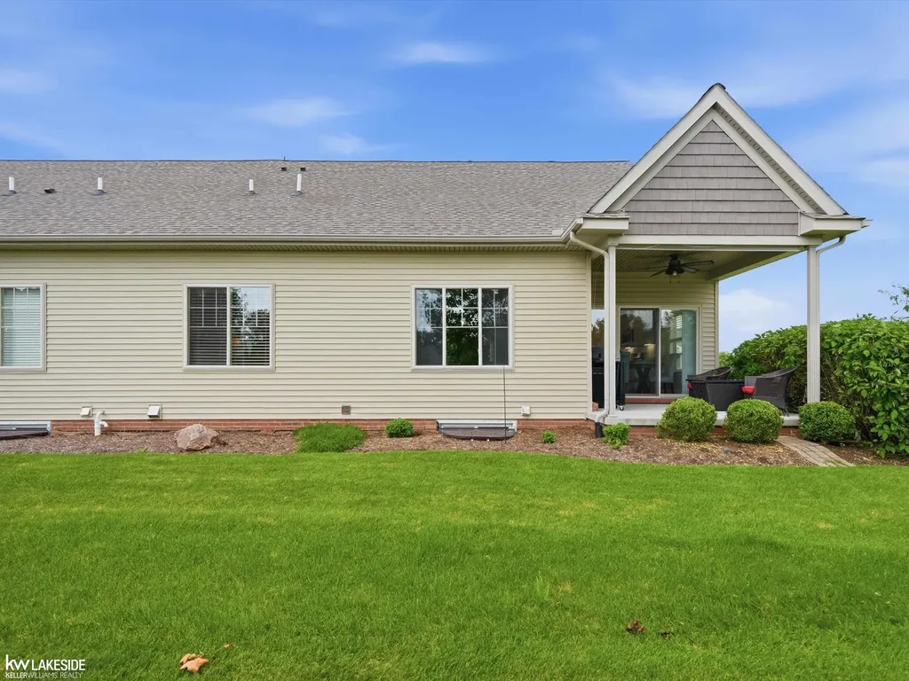 254 Victoria Drive Dexter City MI 48130