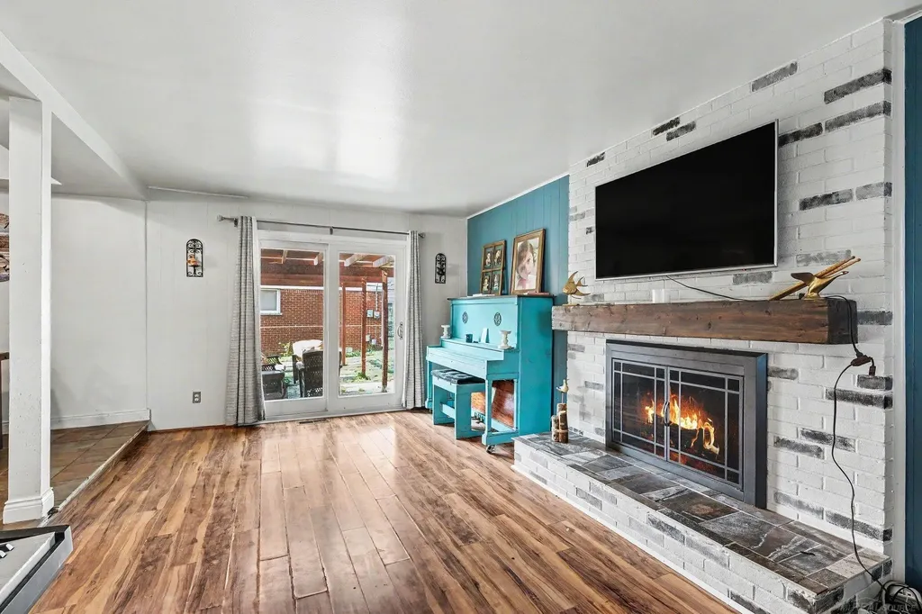 33857 Groth Drive Sterling Heights City MI 48312