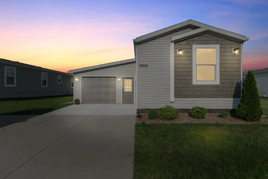 6285 Square Lake Drive Kimball Township MI 48074
