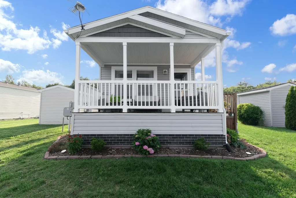 6285 Square Lake Drive Kimball Township MI 48074