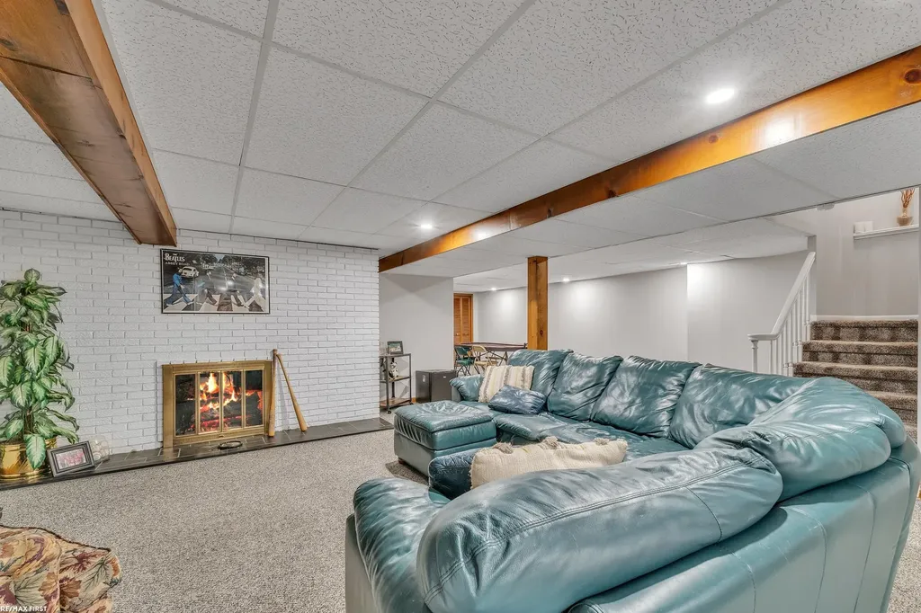 20497 Villa Grande Circle Clinton Charter Township MI 48038