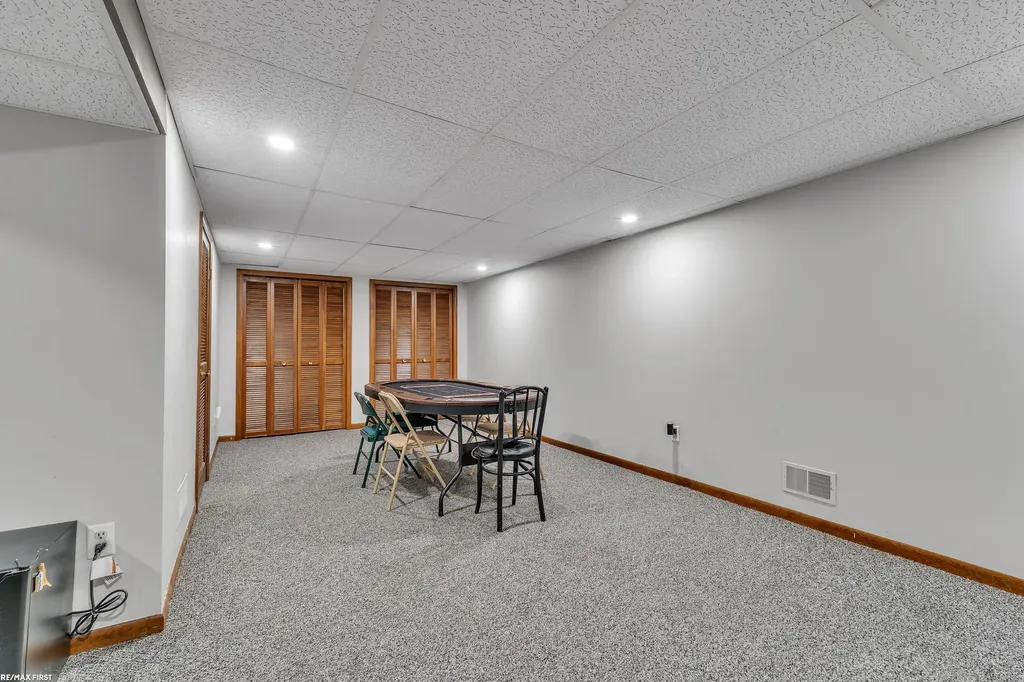 20497 Villa Grande Circle Clinton Charter Township MI 48038