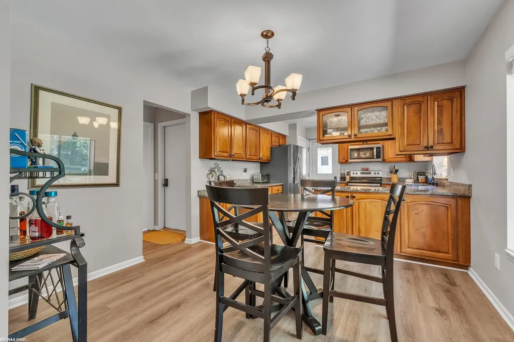 20497 Villa Grande Circle Clinton Charter Township MI 48038