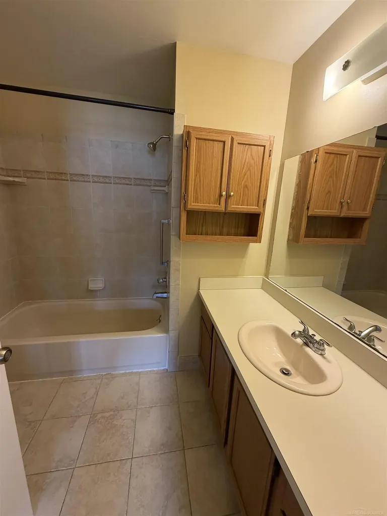 15246 Ashley Court Macomb Township MI 48044