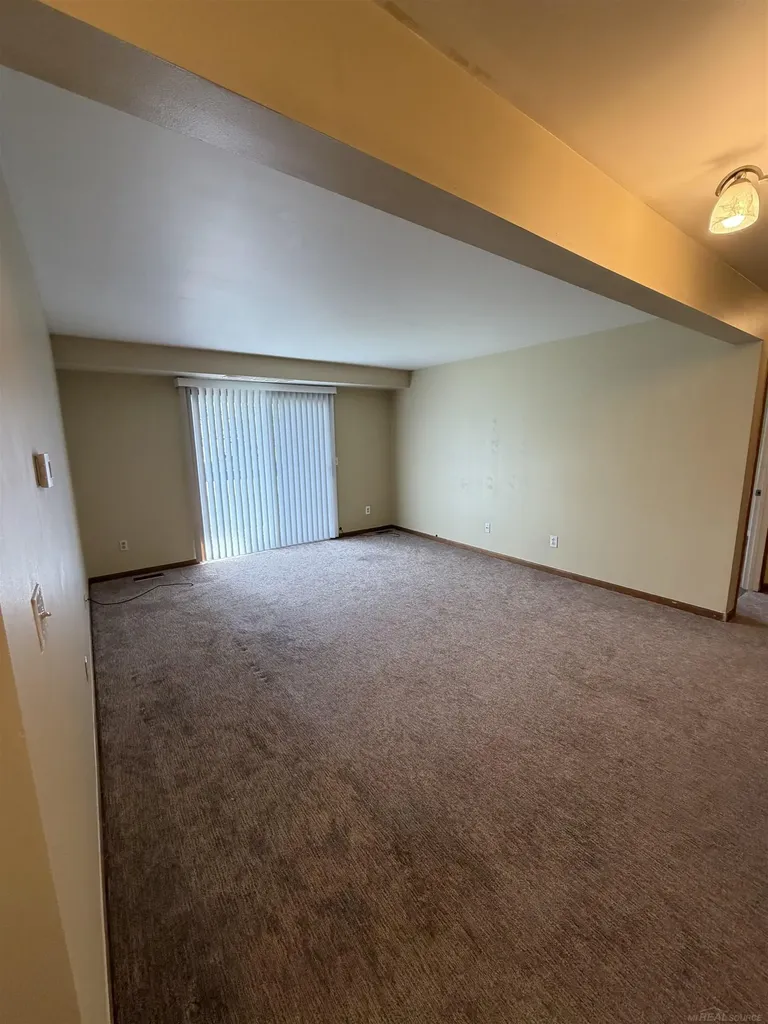 15246 Ashley Court Macomb Township MI 48044