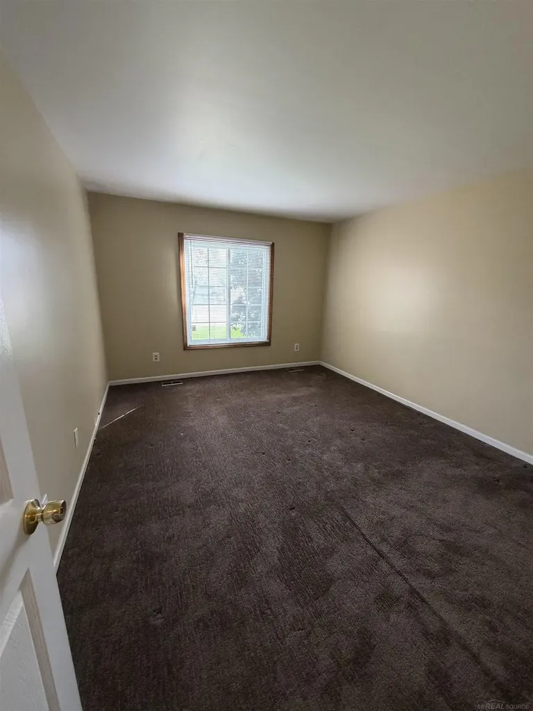 15246 Ashley Court Macomb Township MI 48044