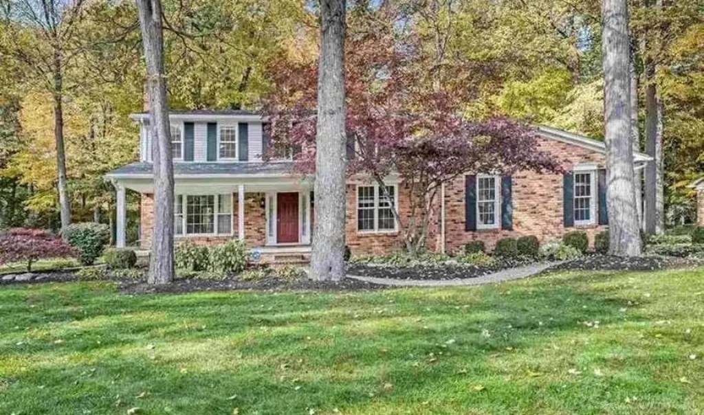 53641 Sherwood Lane Shelby Charter Township MI 48315