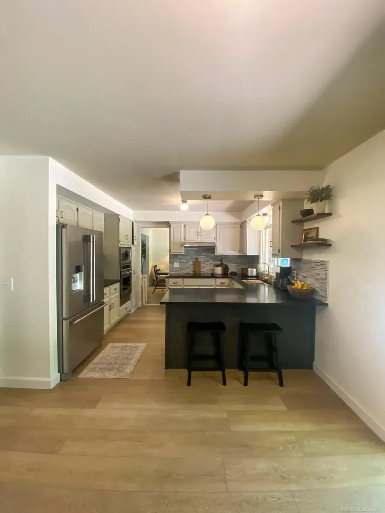 53641 Sherwood Lane Shelby Charter Township MI 48315