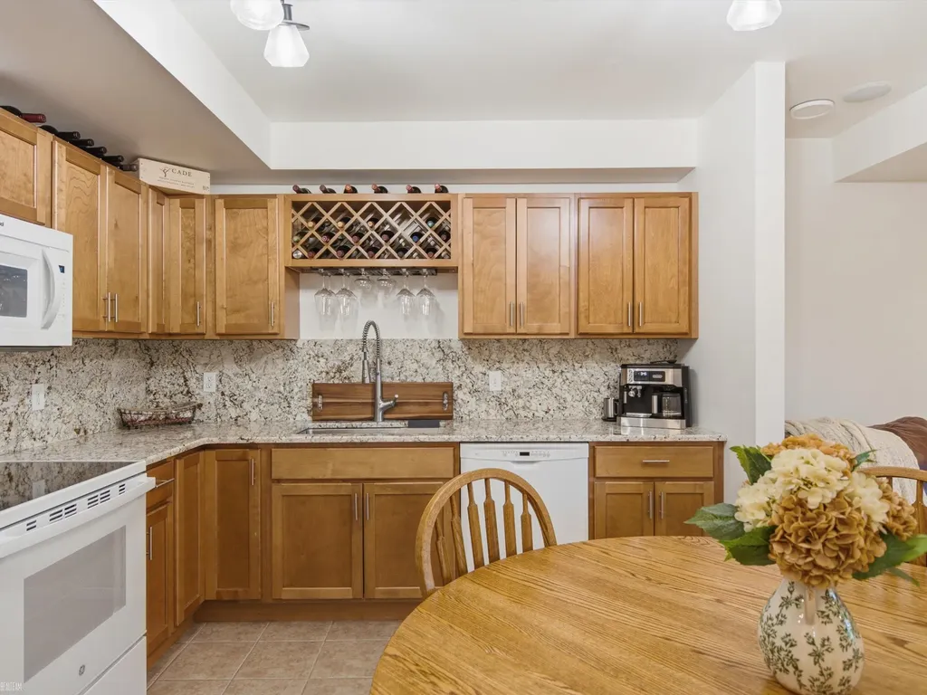 5093 Parsley Drive Shelby Charter Township MI 48316