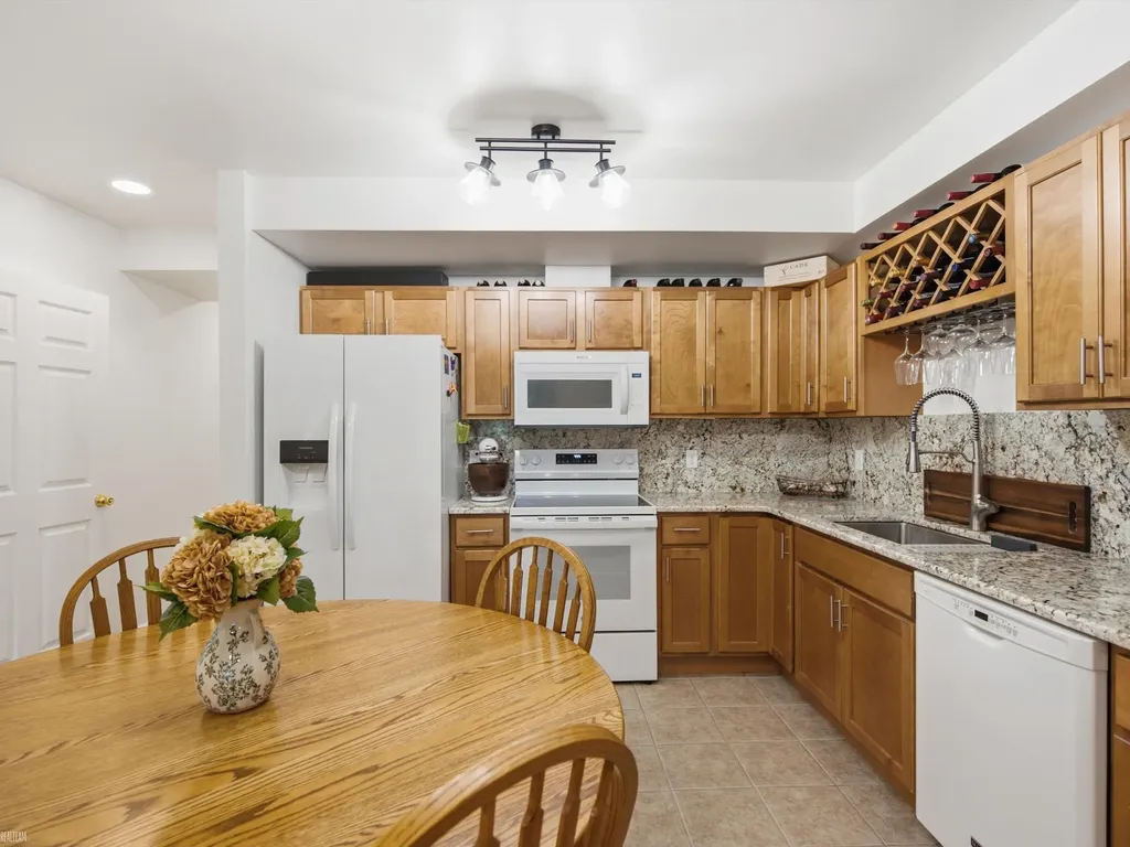 5093 Parsley Drive Shelby Charter Township MI 48316