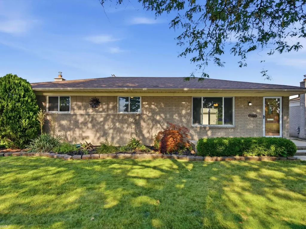 23716 Grove Street St. Clair Shores City MI 48080