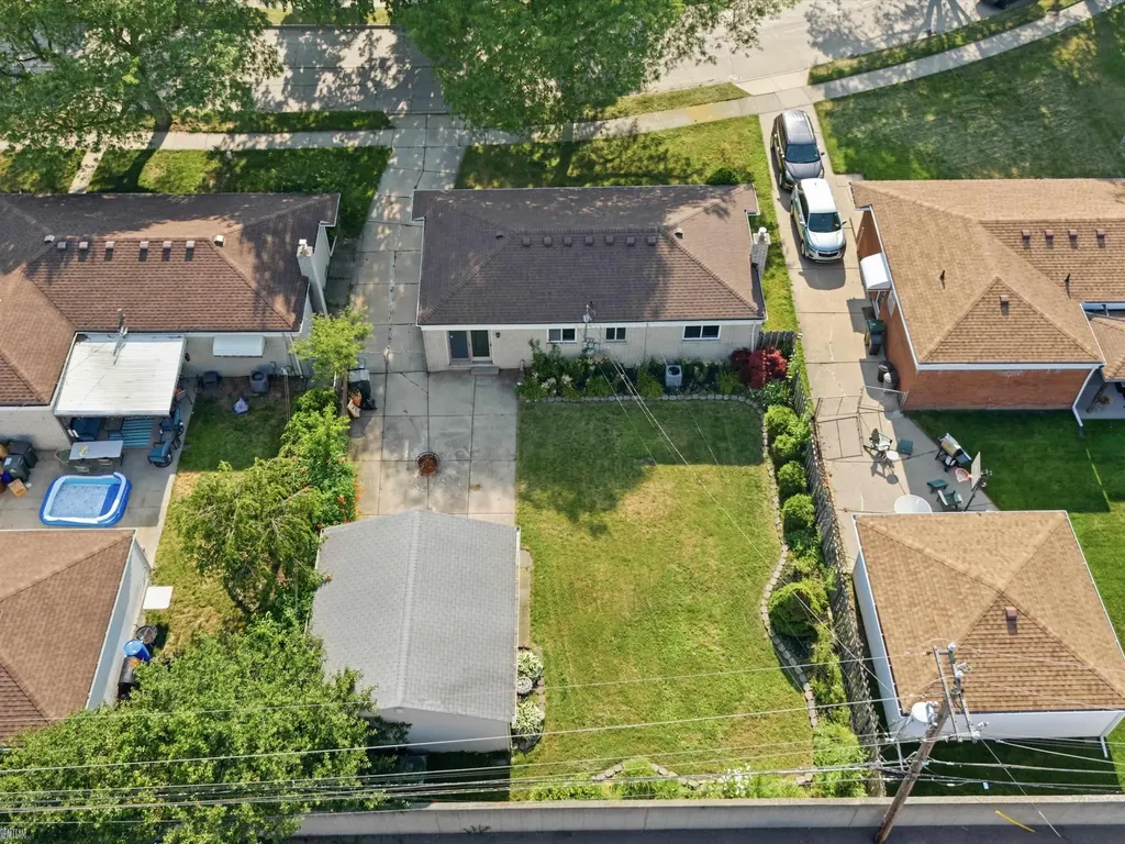 23716 Grove Street St. Clair Shores City MI 48080