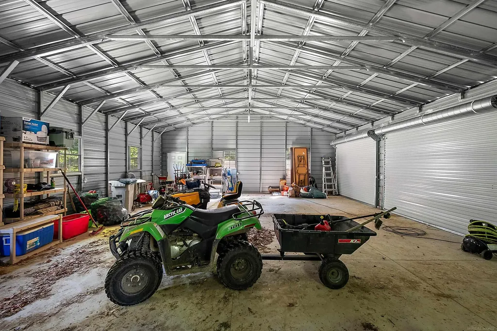 149 Hunters Creek Road Lapeer City MI 48455