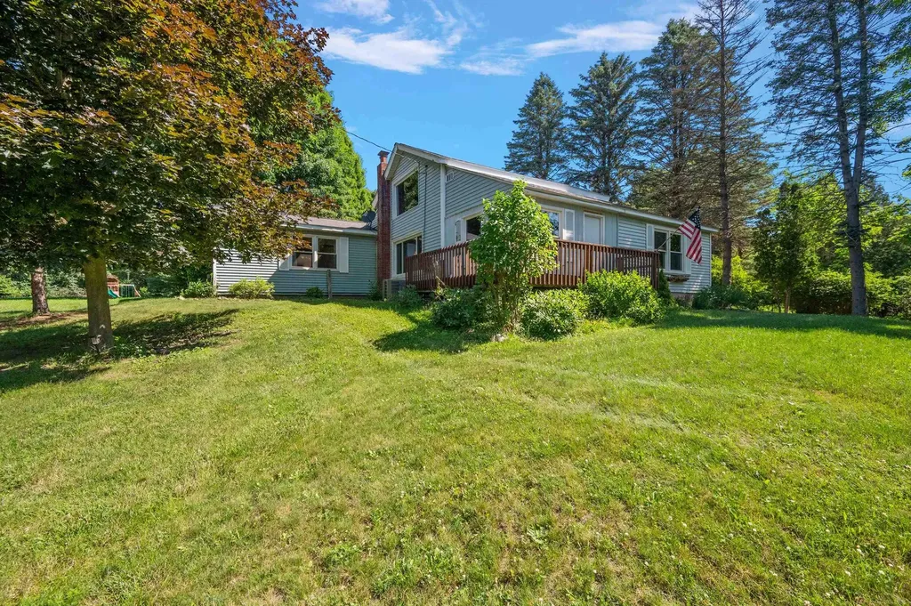 149 Hunters Creek Road Lapeer City MI 48455