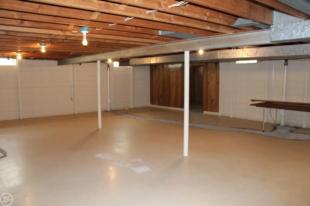 18084 Juliana Avenue Eastpointe City MI 48021